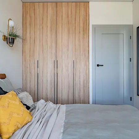 Stylish Living In Heart Of Lithuania Apartment *