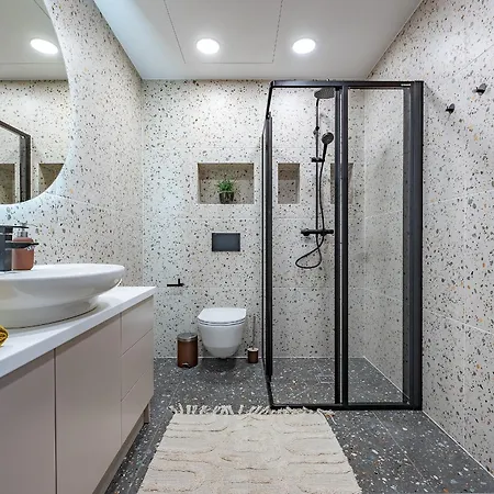 Stylish Living In Heart Of Lithuania *